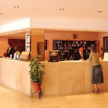 Gardenia Park 3*